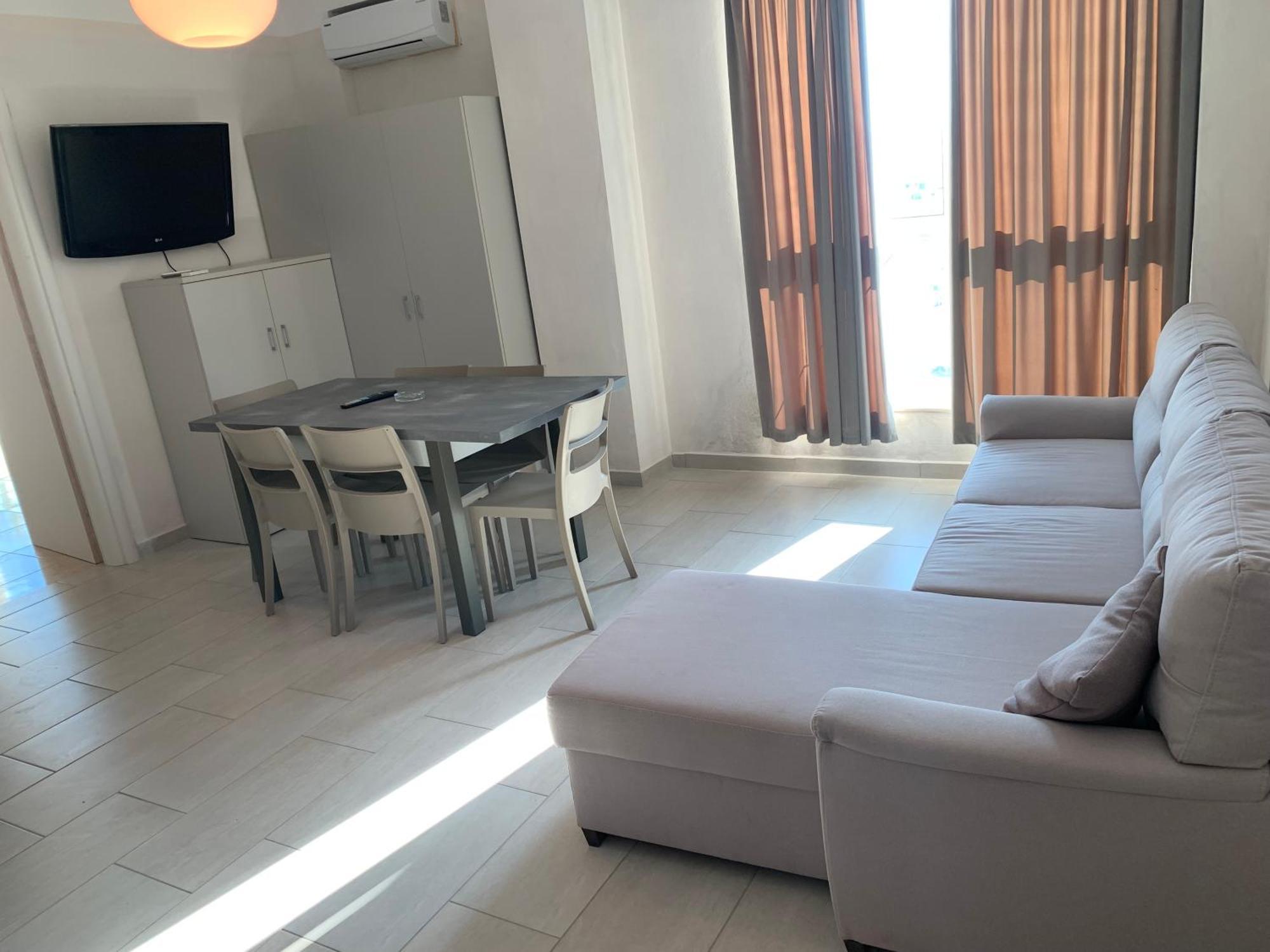 Guest - Sea Breeze Apartments Sarandë 외부 사진